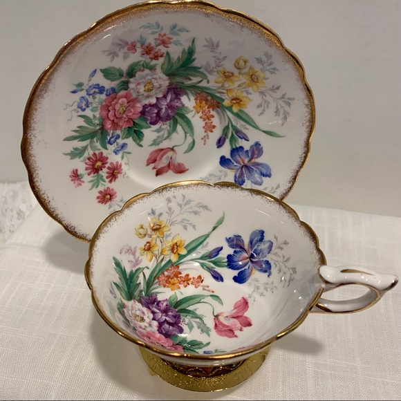 Royal Stafford Other - ❤️‍🔥❤️‍🔥 HP ❤️‍🔥❤️‍🔥Vintage Royal Stafford bone china teacup and saucer set.